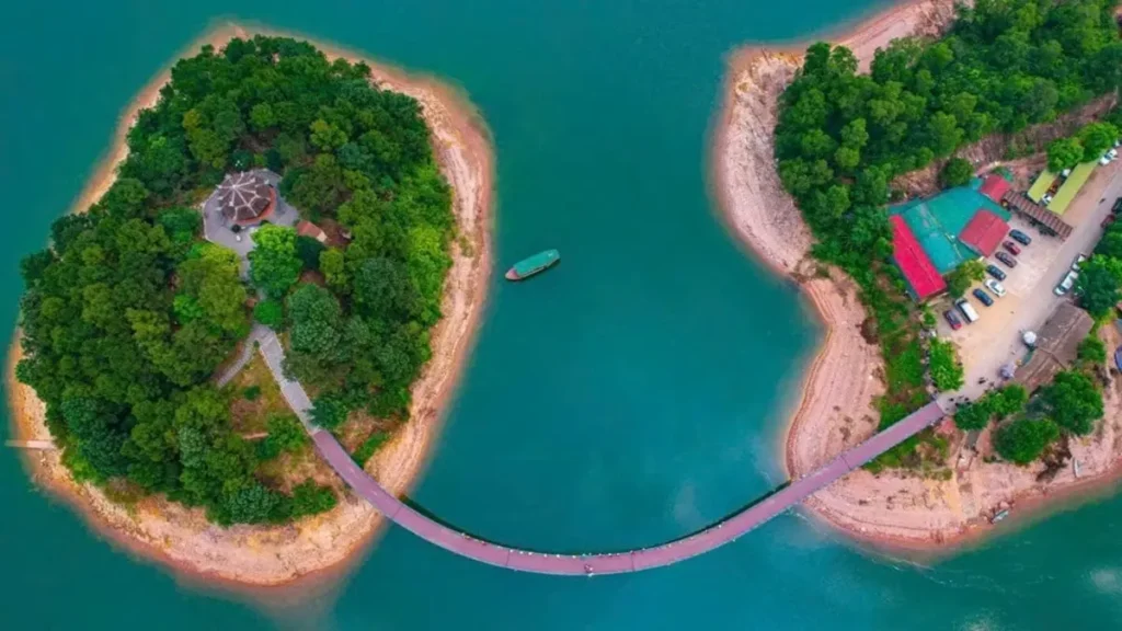 Ke Go Nature Reserve Lake