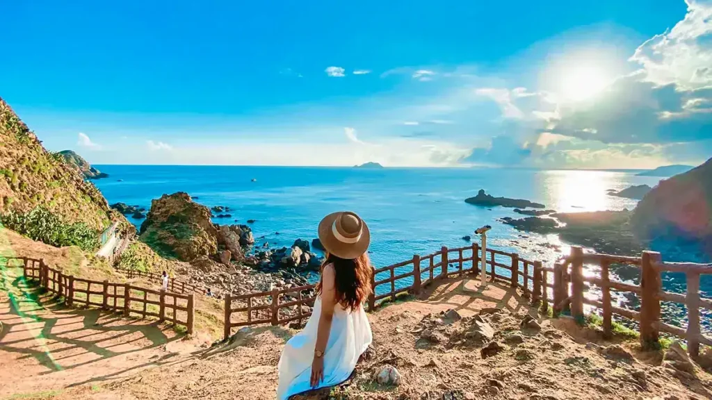 Ky Co And Hon Kho View